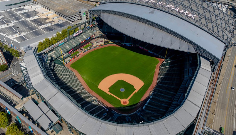 MLB Playoff Race Heats Up: A Look at the Current Standings