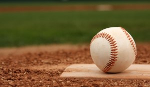 Mariners Secure Veteran Infield Versatility with Donovan Solano Signing